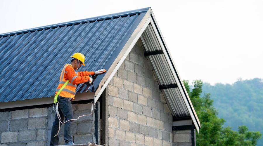 Professional Flat Roofing Installation in Raisin City, CA